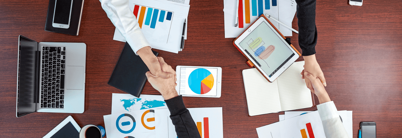 qodef-fullwidth-slider